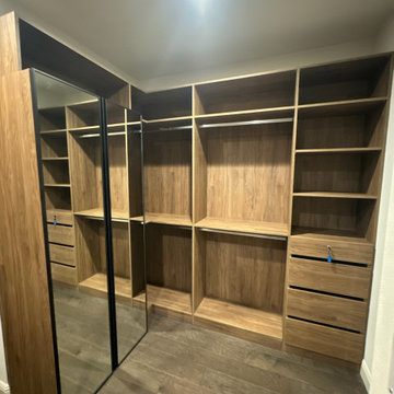 Walk-in Closets