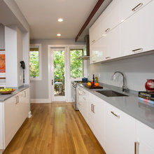 Grey Countertop X Warm Floor