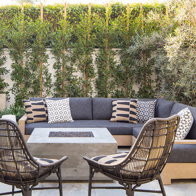 Inspiration for a craftsman home design remodel in Los Angeles