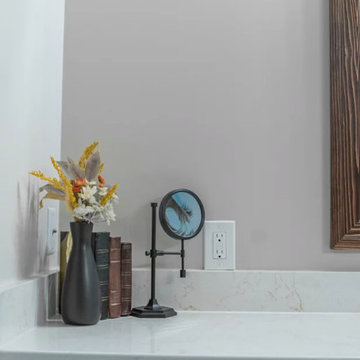 Mound Owner's Bathroom