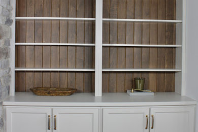 Inspiration for a transitional home bar remodel in Philadelphia