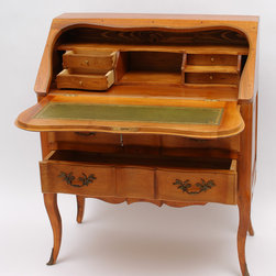 Cr&eacute;ations - Desks And Hutches