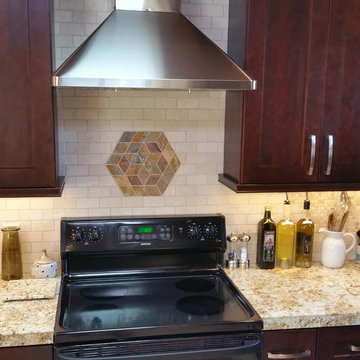 Tuscany Blend Travertine Flooring and Granite Mini-Slab Remodel w/ Mosaics