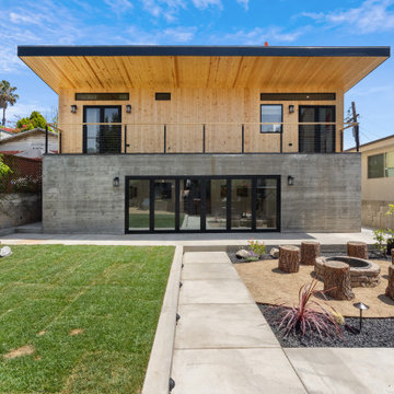 Modern ADU w/ Art Gallery & Rooftop Deck- NextGen Home Builders in Highland Park