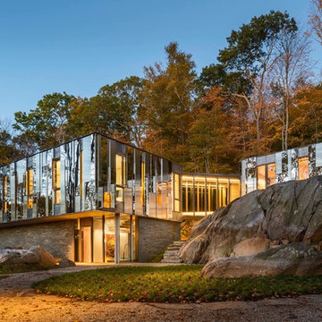 Invisible House