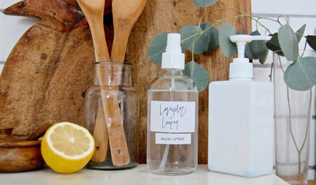 DIY Project: Easy-to-Make Natural Room Sprays