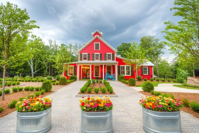 Inspiration for an eclectic exterior home remodel in Atlanta