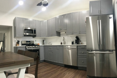 Kitchen - kitchen idea in New York
