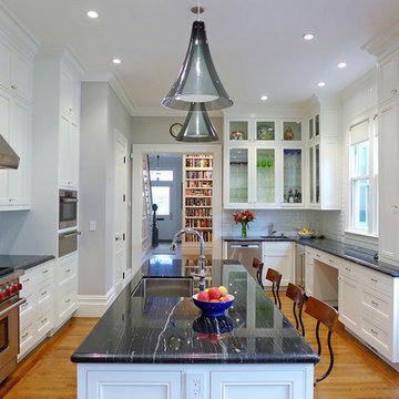 Traditional Kitchen