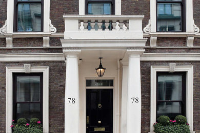 Home design - traditional home design idea in New York