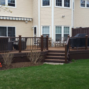 Low Maintenance Trex Transcend Deck With Privacy Wall