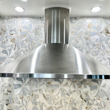 704-G Lux Seaside Condominium Residence