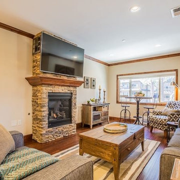 Beautiful Lake Front Condo