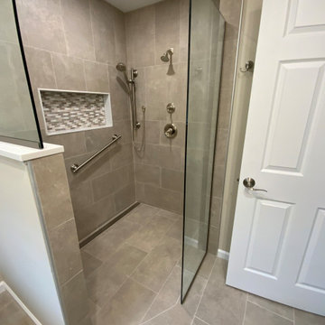 Delaware Township Master Bath