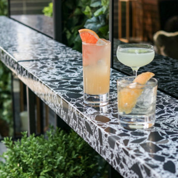 Castell Rooftop Lounge