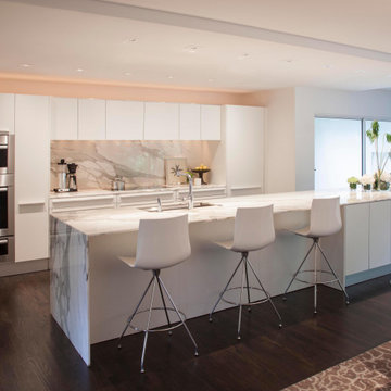 Midway Hollow Residence