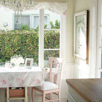 1940's Shabby Chic Beach Bungalow Kitchen