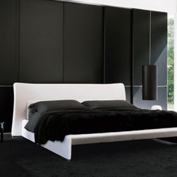 Glove Bed by Molteni & C - Beds