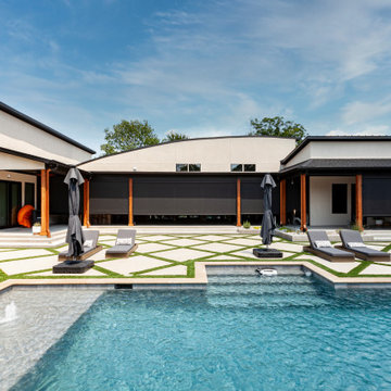 Exterior Motorized Screens for Transitional Home