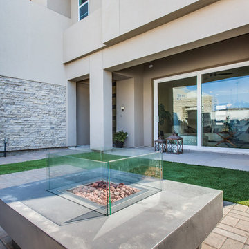Royal Oaks Courtyard Villas