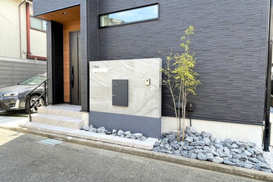 他の地域にあるモダンスタイルのおしゃれな住まいの写真