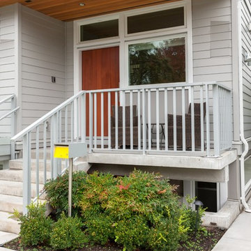 Modern Extended Family - Vancouver