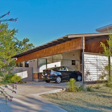 43 Vanguard Way