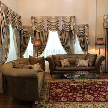 Swags & Cornice with Panels