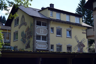 Роспись фасада  и интерьера мини-отеля