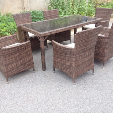 outdoor dining set