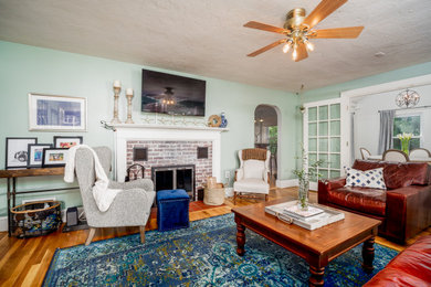 Home design - coastal home design idea in Boston