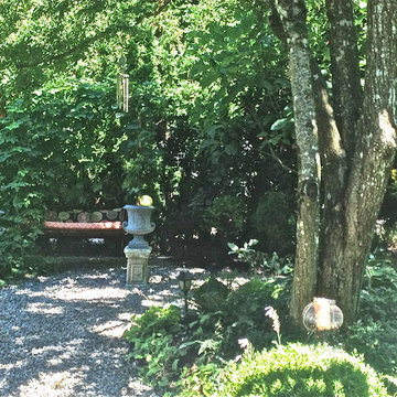 OLD SWING IS USED TO GROW HOPS