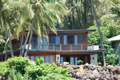 Inspiration for a modern exterior home remodel in Hawaii