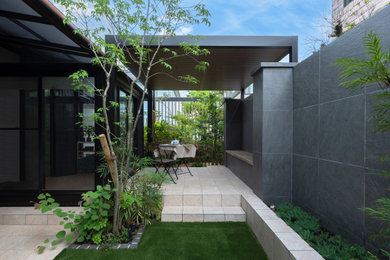 Design ideas for a modern patio in Fukuoka.