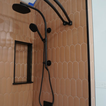 Kids/Guest Bathroom
