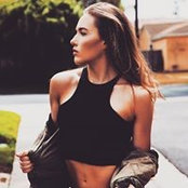 Ashley Roes foto