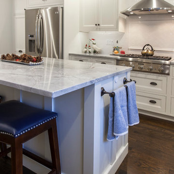 Dutch Colonial: Understated Elegance