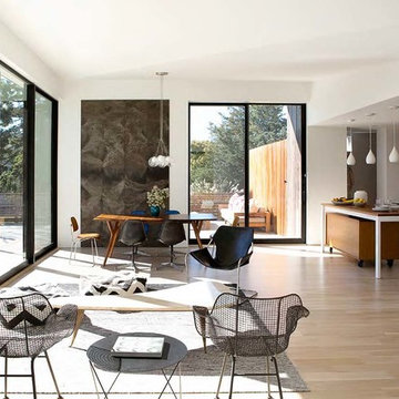Modern Westhampton Residence
