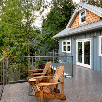 Lakeside Retreat