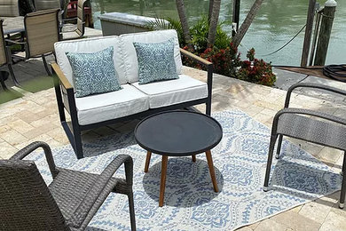 Patio - contemporary patio idea in Tampa