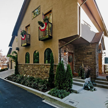 Lynch Residence