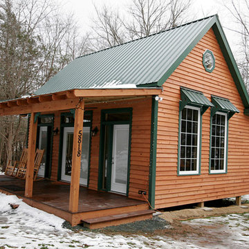 Artistically Customized Guest Cabin
