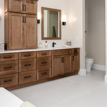 Earth Tones Transitional Master Bathroom