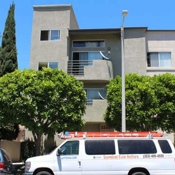 Bronze Seamless Rain Gutters, on an Apartment Building in Eagle Rock