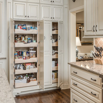 Brentwood Living + Kitchen Remodel