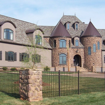 Lakefront home - Castle Theme