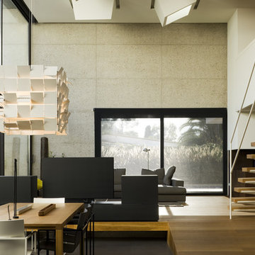 D&E House