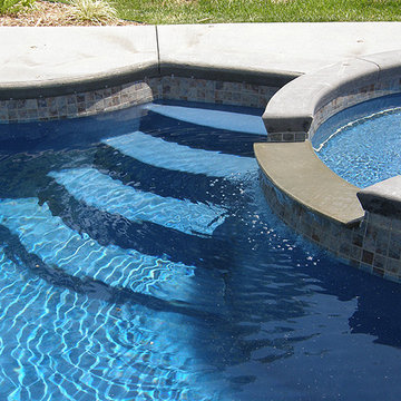 Elevated Spa with Spillway