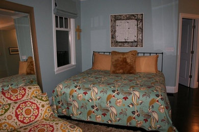Elegant bedroom photo in Boston