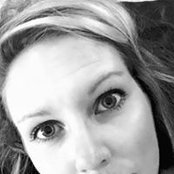 Michelle Wroblewski's photo